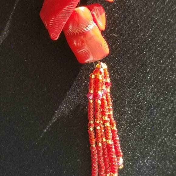 Elegant Red Coral Necklace - Picture 3 of 6